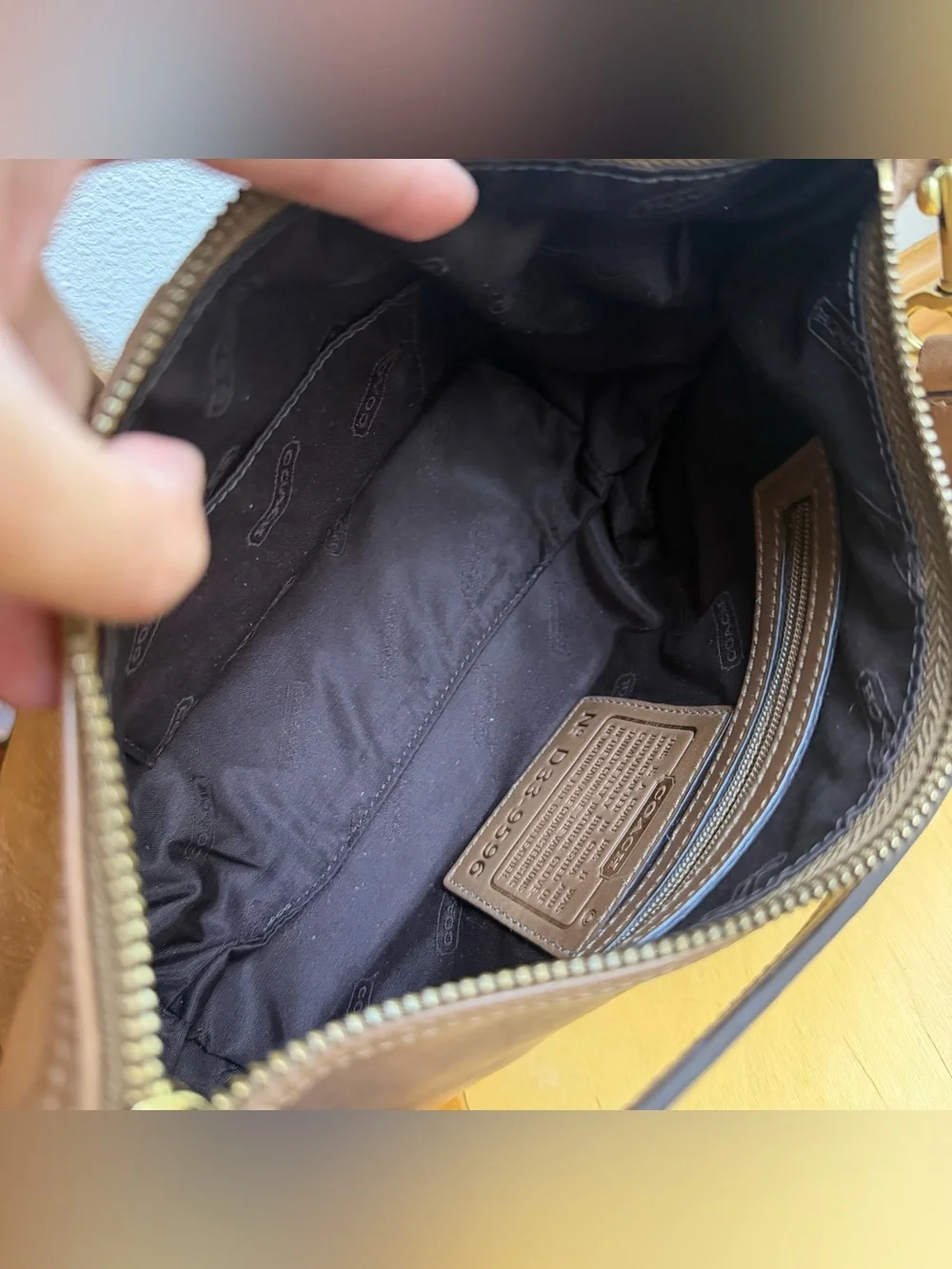Coach VTG Legacy Crescent Brown Leather Shoulder Bag Adjustable Strap